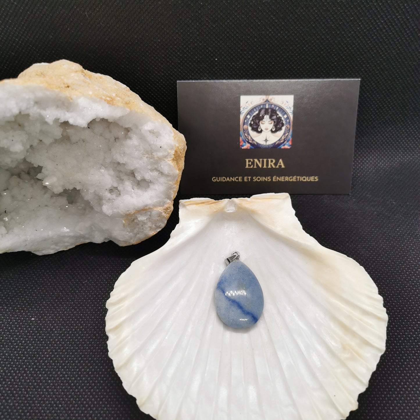 Pendentif Aventurine Bleue Larme 3 cm avec Cordon – Apaisement & Communication