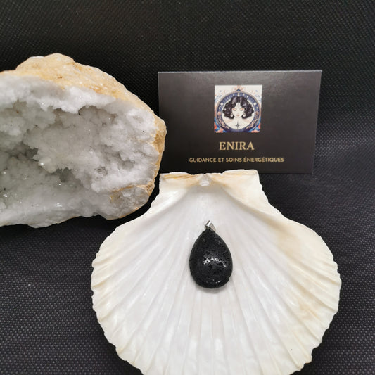 Pendentif Pierre de Lave Larme 3 cm avec Cordon – Ancrage & Énergie Volcanique
