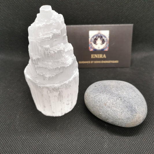 Iceberg en Sélénite – Pierre de Purification & Lumière – 10x3,5 cm