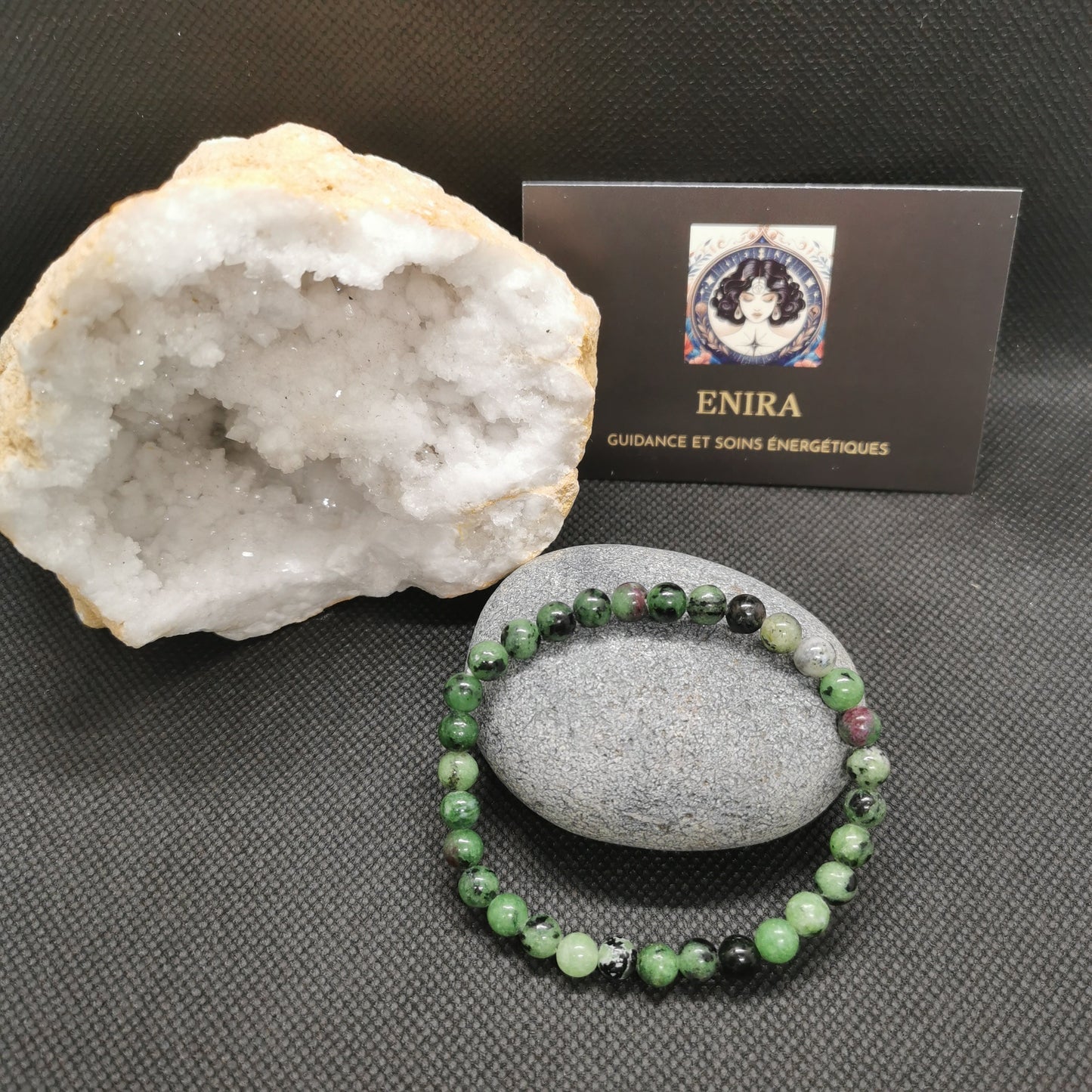 Bracelet Rubis Zoïsite ’ Créativité Passion et Equilibre Emotionnel’