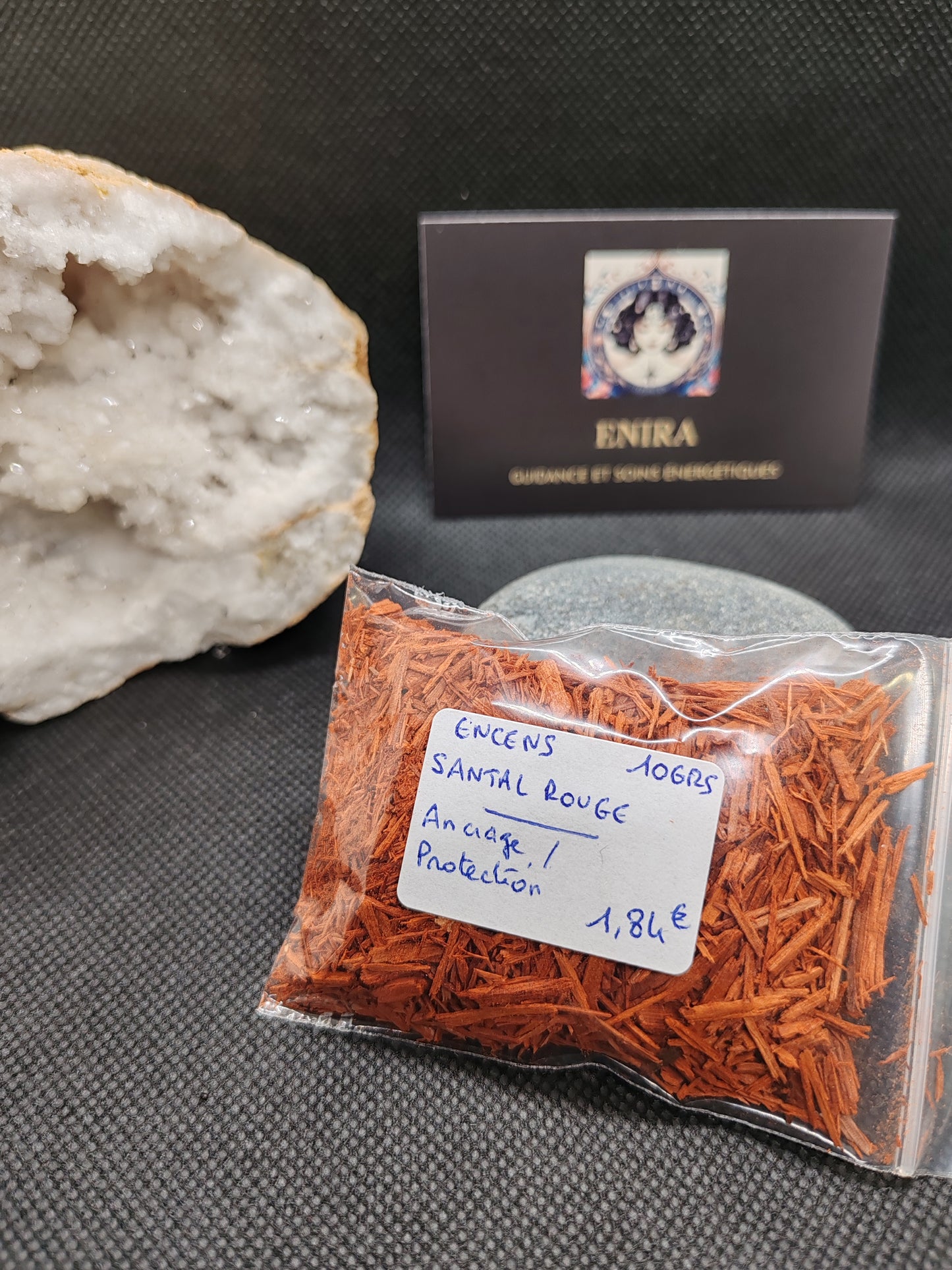 Encens Bois Santal Rouge – Ancrage, Protection et Force spirituelle 10 grs