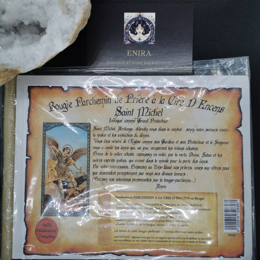 Bougie de Cire Infusée à l’Encens avec Parchemin – Protection de Saint Michel