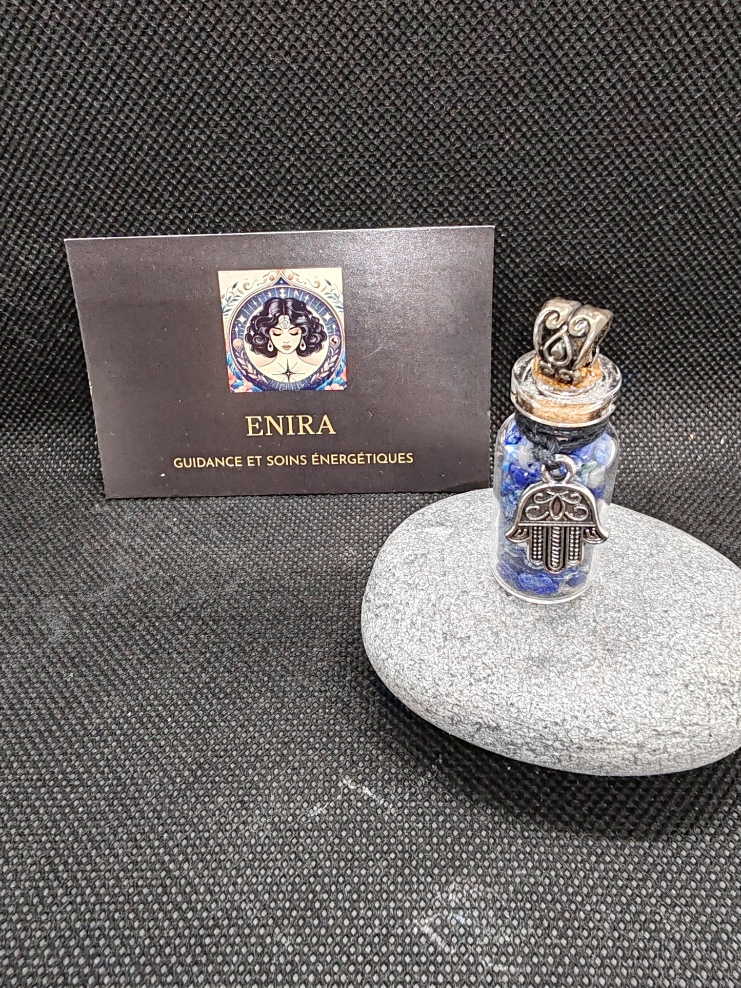 Fioles / Pendentifs en pierres naturelles et symboles