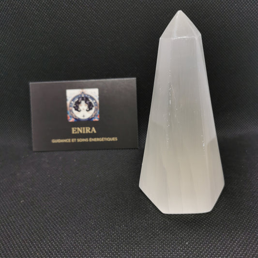 Obélisque en Sélénite Naturelle A+ – Pierre de Purification, Apaisement et Élévation Spirituelle